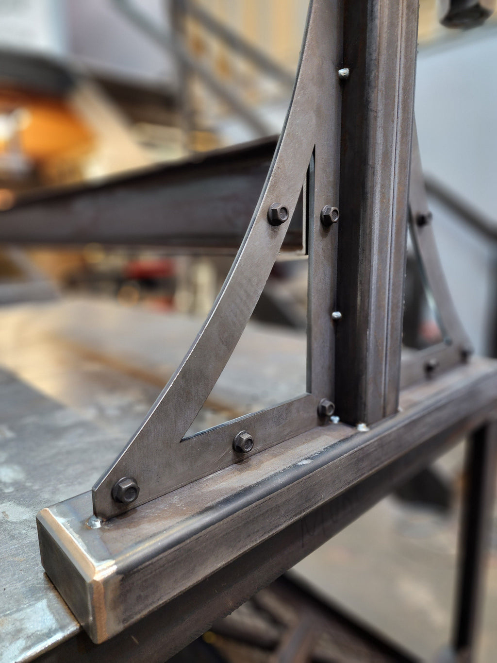 Industrial Screw Base - Adjustable and Customizable!